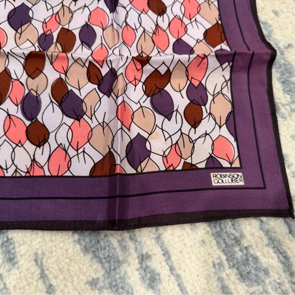 Robinson Golluber Scarf - Picture 2 of 2